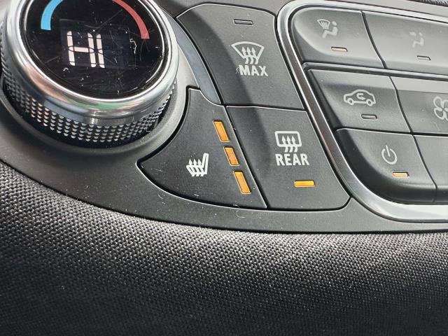 Used 2024 Chevrolet Malibu LT image 23