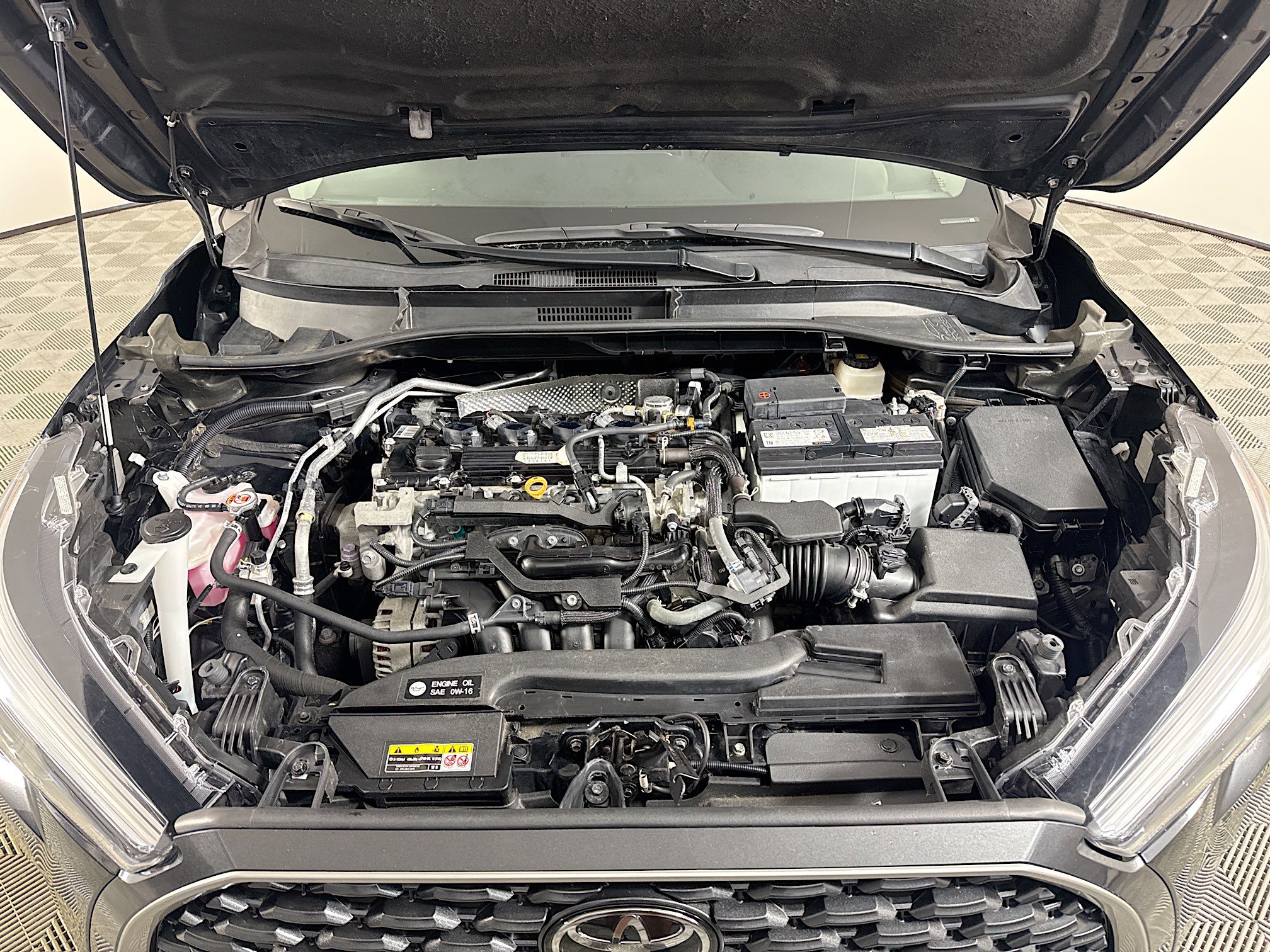 Used 2022 Toyota Corolla Cross XLE AWD/4WD image 39