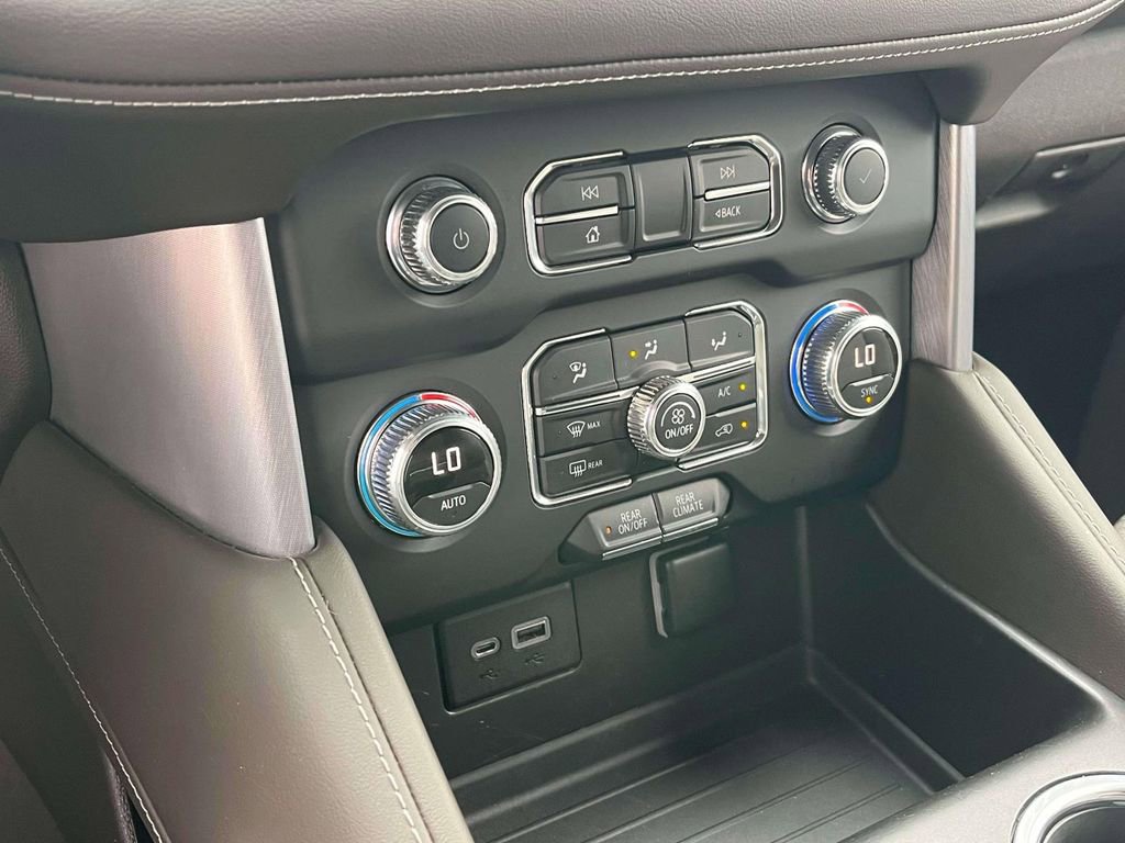 Used 2022 GMC Yukon SLE w/ Max Trailering Package RWD image 32