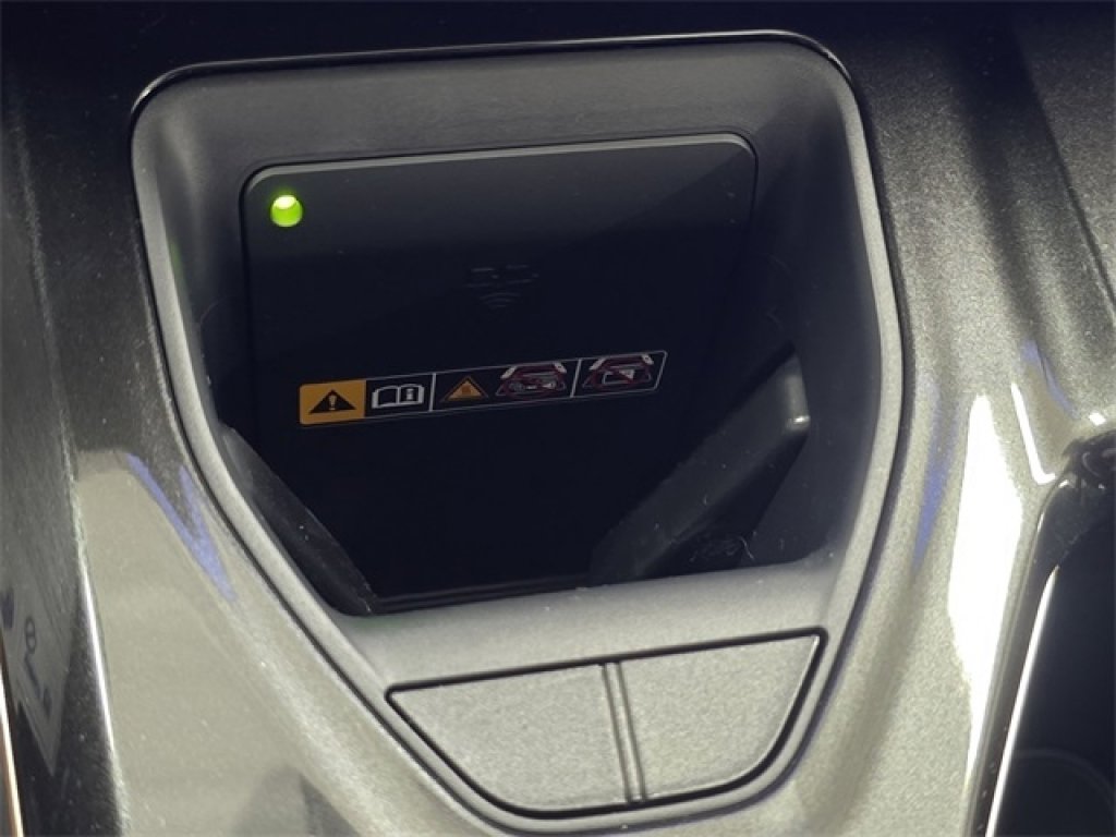 New 2025 Toyota Crown Signia image 30