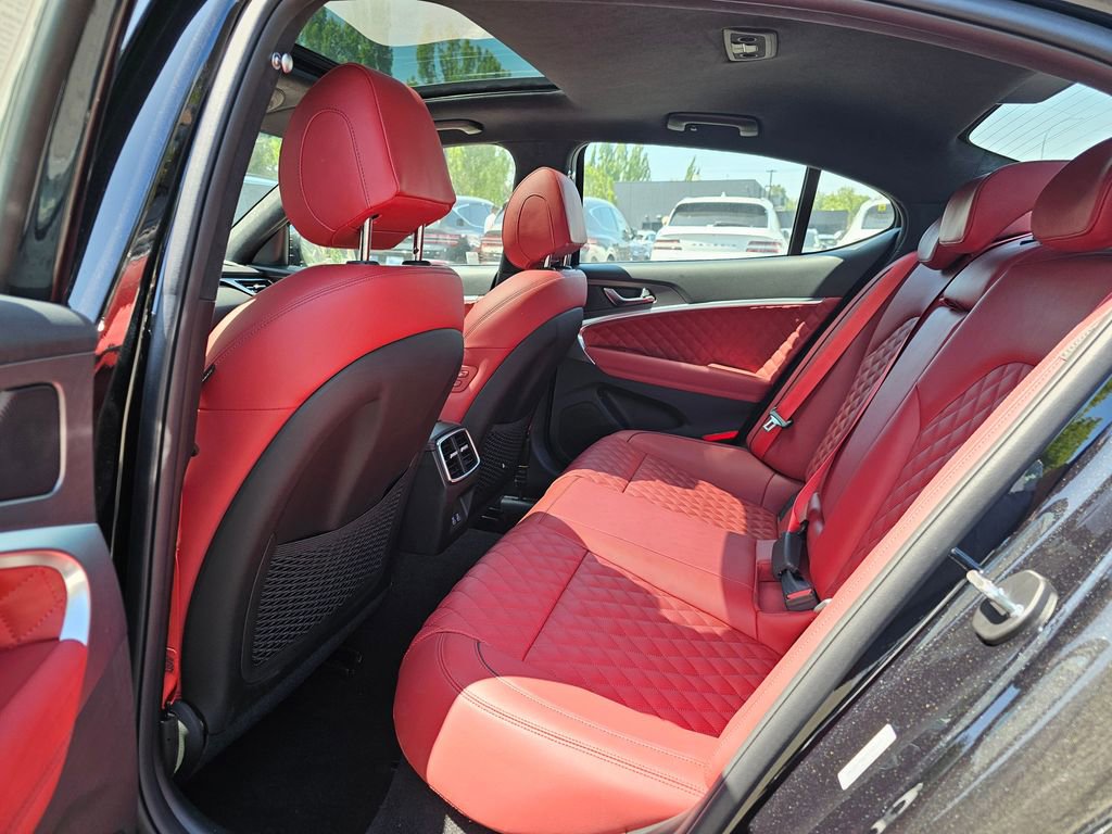 Certified 2025 Genesis G70 3.3T Advanced w/ Sport Prestige Package image 18