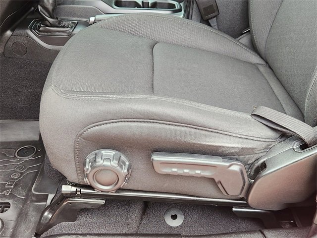 Used 2022 Jeep Wrangler Unlimited Sport image 23