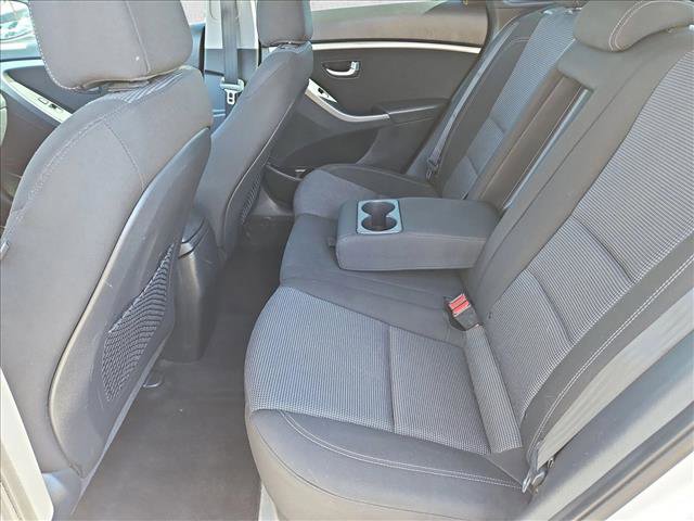 Used 2016 Hyundai Elantra GT w/ Option Group 02 image 23