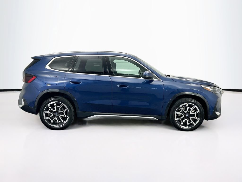 Certified 2025 BMW X1 xDrive28i w/ Premium Package image 4