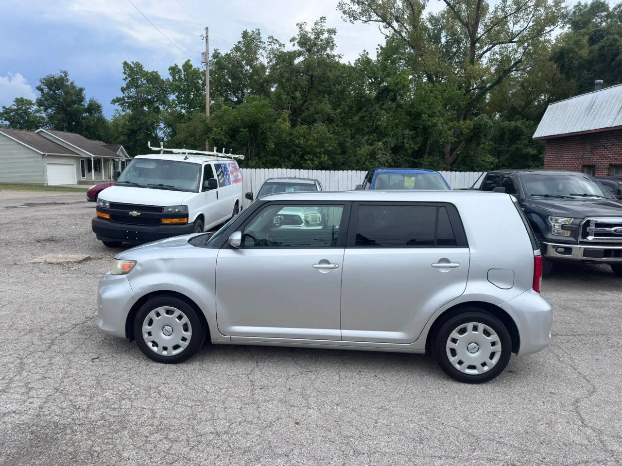 Used 2014 Scion xB FWD image 5