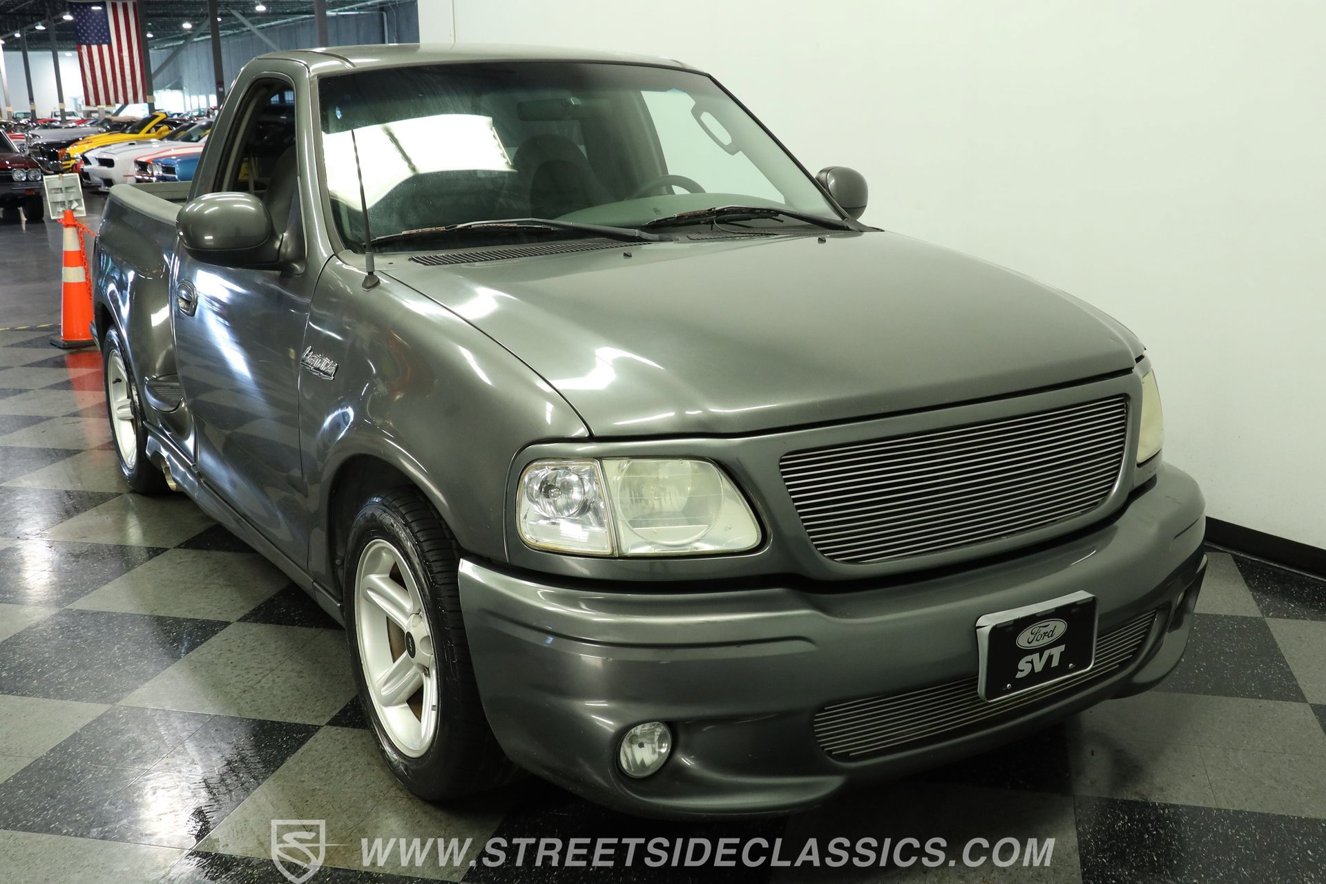 Used 2003 Ford F150 Lightning RWD image 15