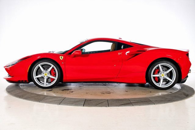 Used 2020 Ferrari F8 Tributo image 3