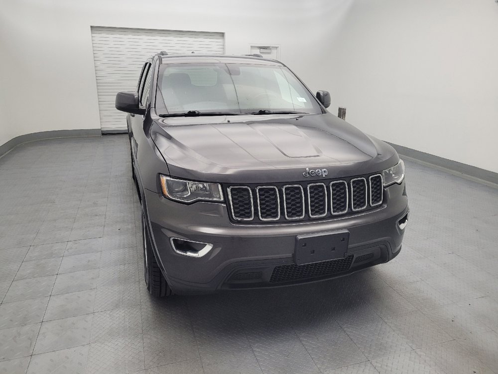 Used 2018 Jeep Grand Cherokee Laredo AWD/4WD image 14