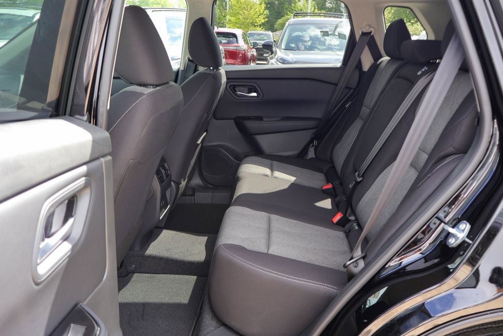 New 2026 Nissan Rogue SV image 8