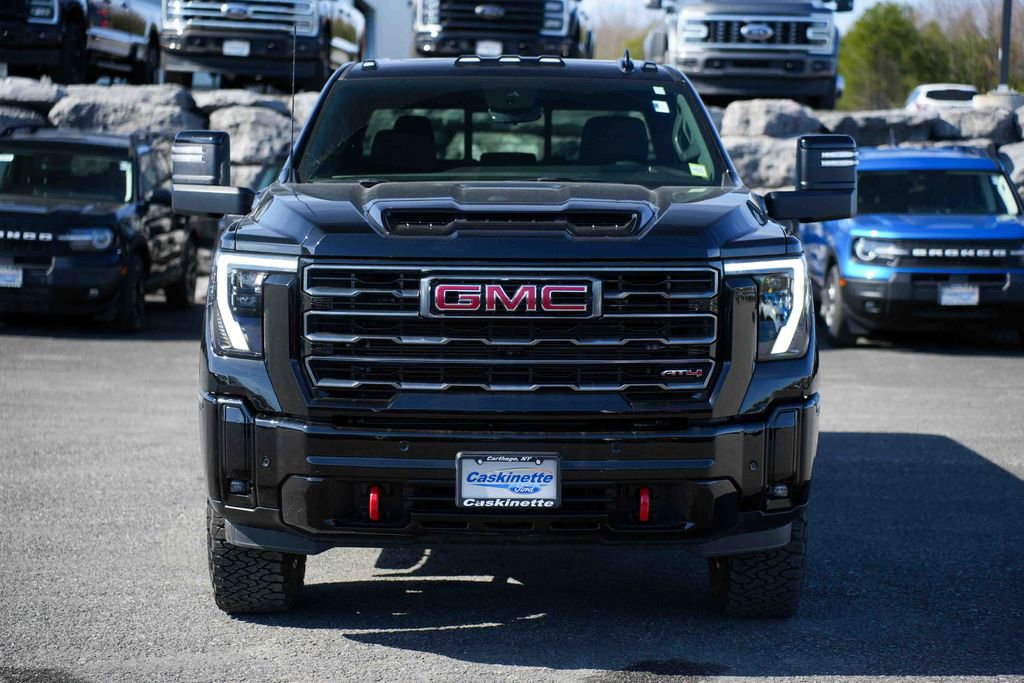Used 2025 GMC Sierra 2500 AT4 w/ AT4 Premium Plus Package AWD/4WD video 2