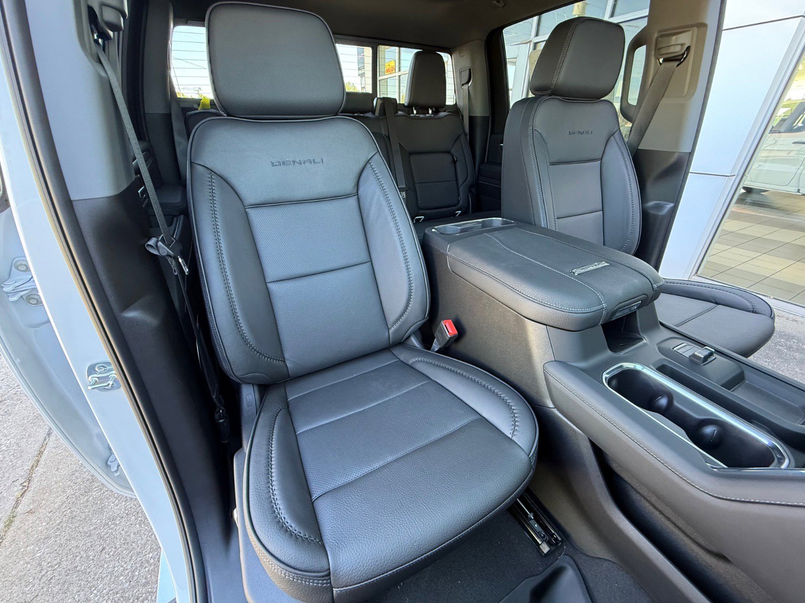 New 2026 GMC Sierra 2500 Denali w/ Denali Reserve Package image 34