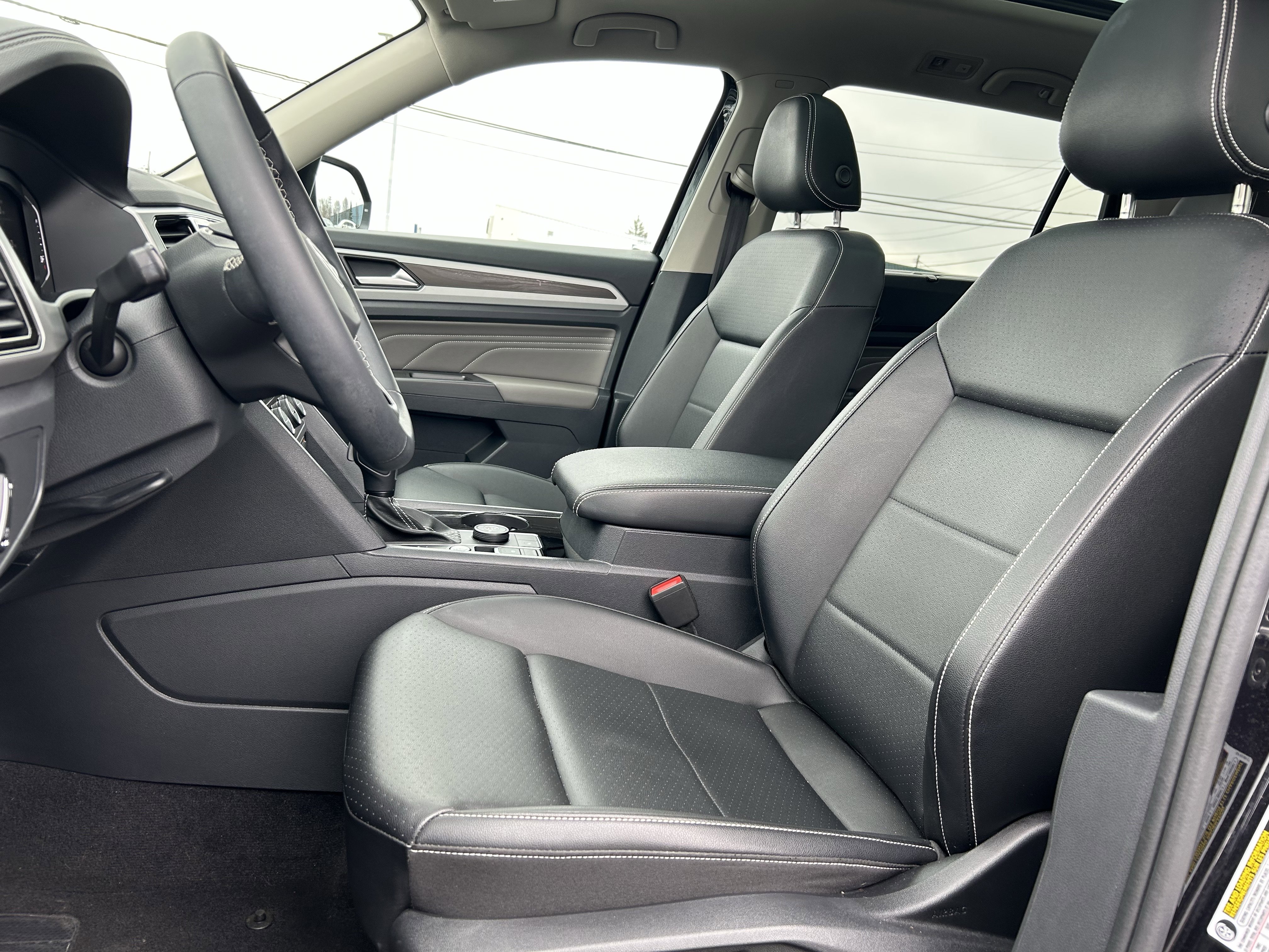 Certified 2023 Volkswagen Atlas SE w/ Panoramic Sunroof Package image 21