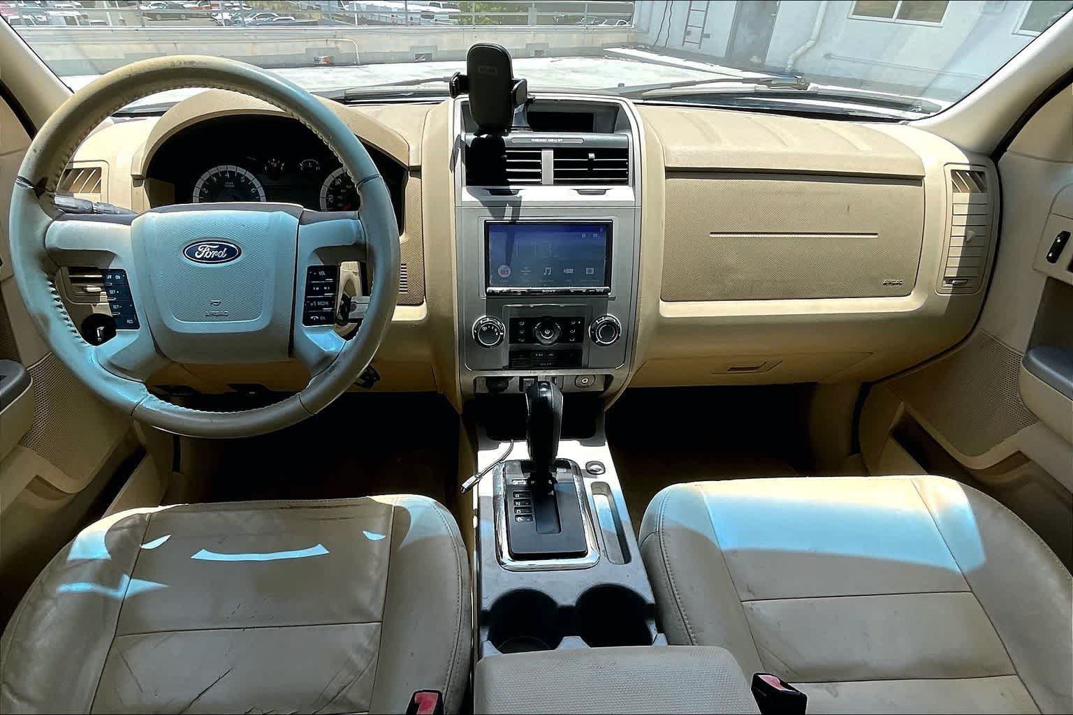 Used 2011 Ford Escape XLT w/ 203A Rapid Spec Order Code AWD/4WD image 10