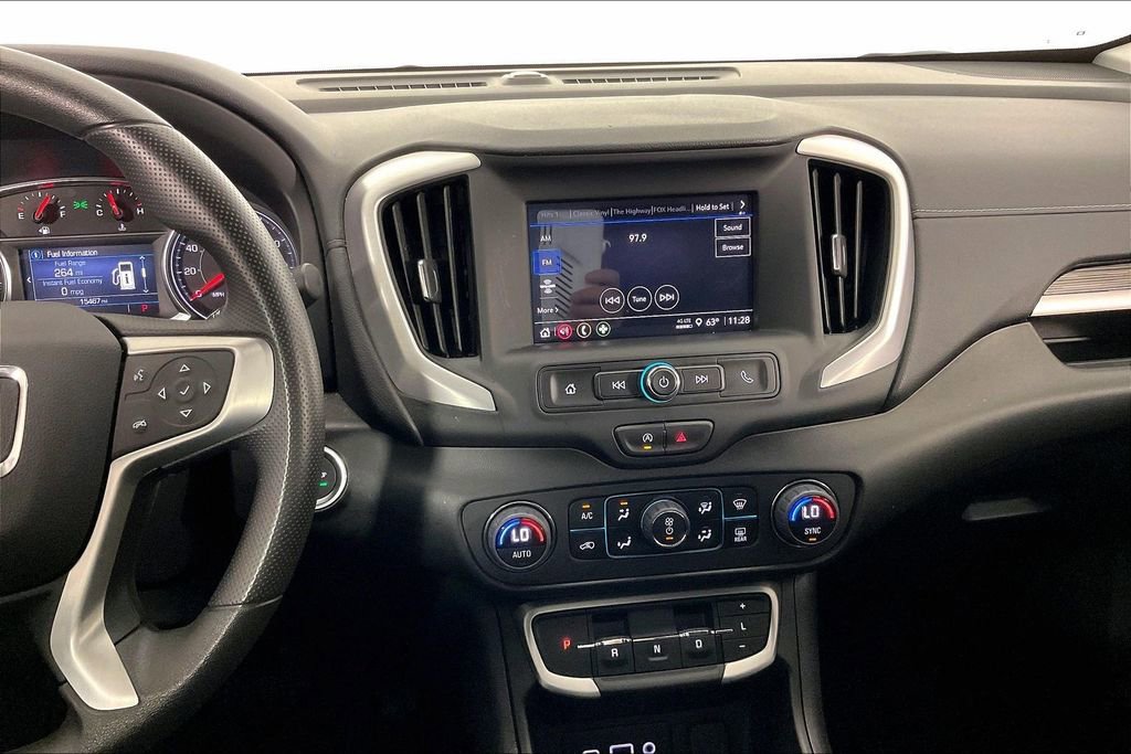 Used 2024 GMC Terrain SLE w/ Driver Convenience Package image 9