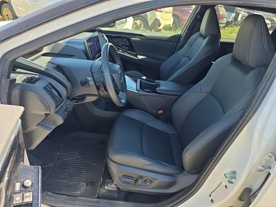 Used 2023 Subaru Solterra AWD image 10