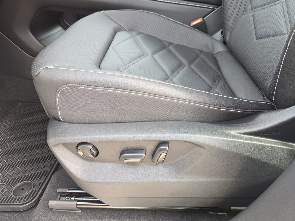 New 2026 Volkswagen Atlas SE image 18