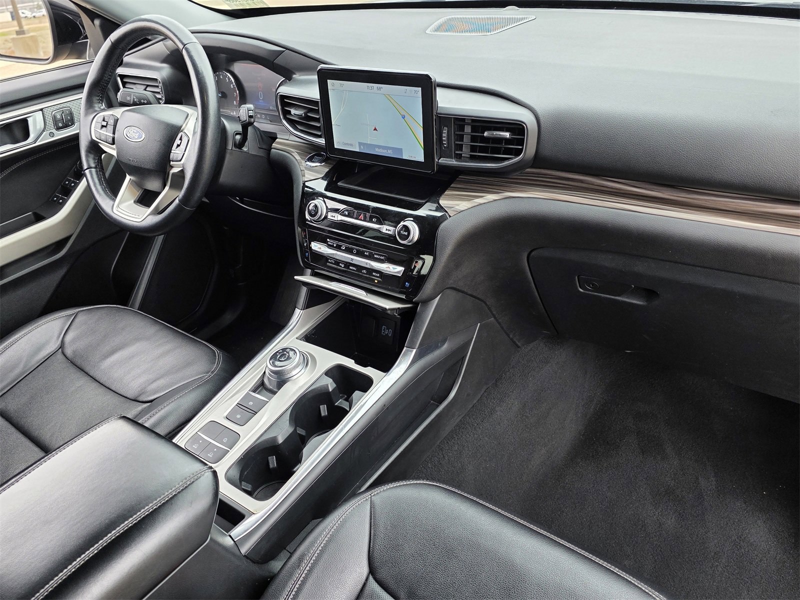 Used 2023 Ford Explorer Limited w/ Equipment Group 301A image 27