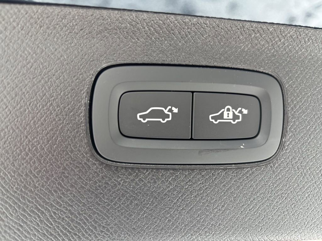 New 2026 Volvo XC90 B6 Ultra w/ Protection Package Premier image 50