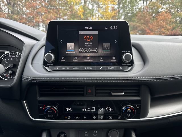 New 2026 Nissan Rogue SV image 9