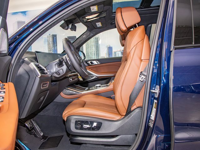 New 2026 BMW X7 M60i image 20