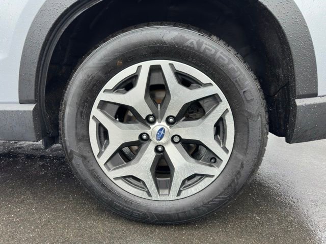 Used 2023 Subaru Forester Premium image 32
