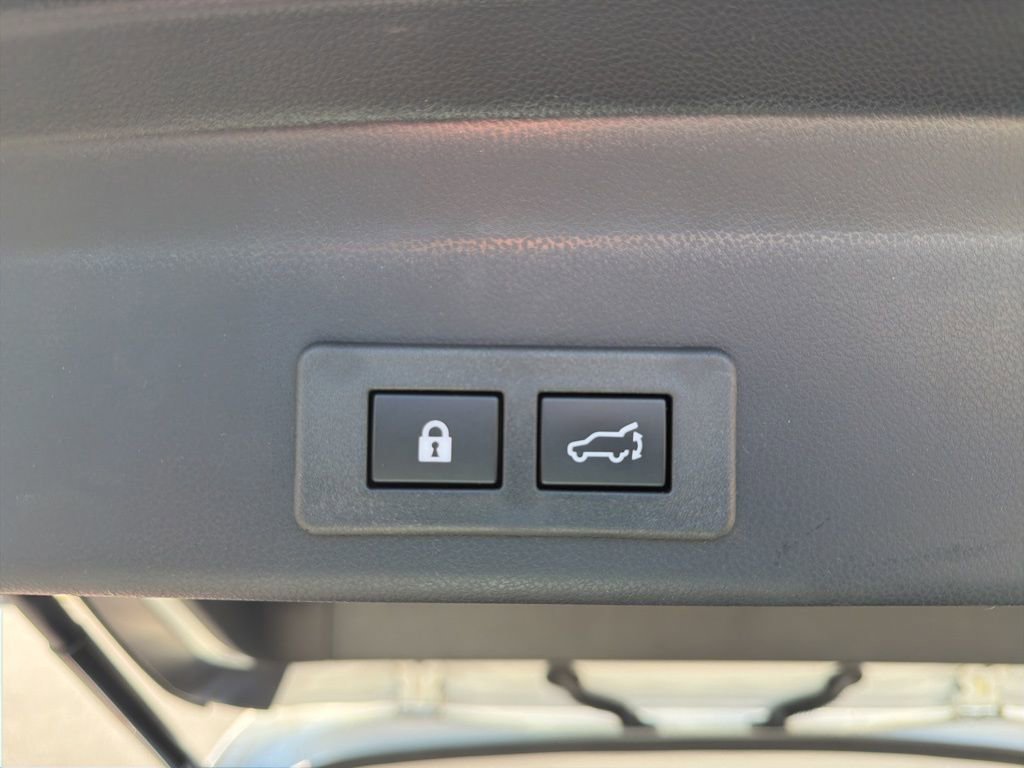 Certified 2025 Subaru Ascent Premium image 19