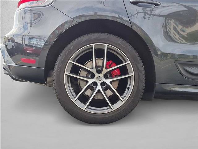 Used 2023 Porsche Macan S AWD/4WD image 29