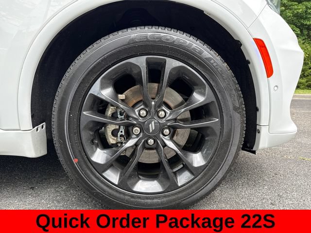 Used 2021 Dodge Durango R/T w/ Blacktop Package AWD/4WD image 13