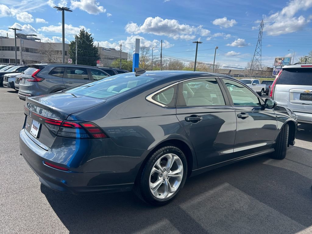 Used 2023 Honda Accord LX image 29