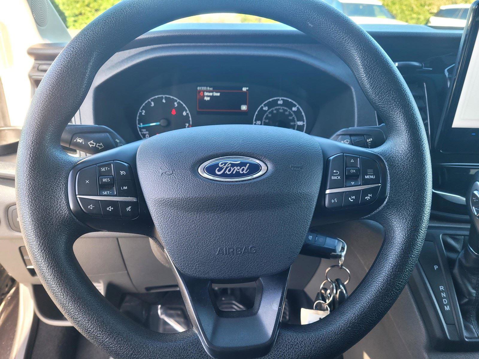 Used 2023 Ford Transit 350 XLT image 29