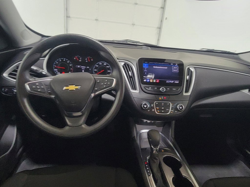 Used 2024 Chevrolet Malibu LT FWD image 12