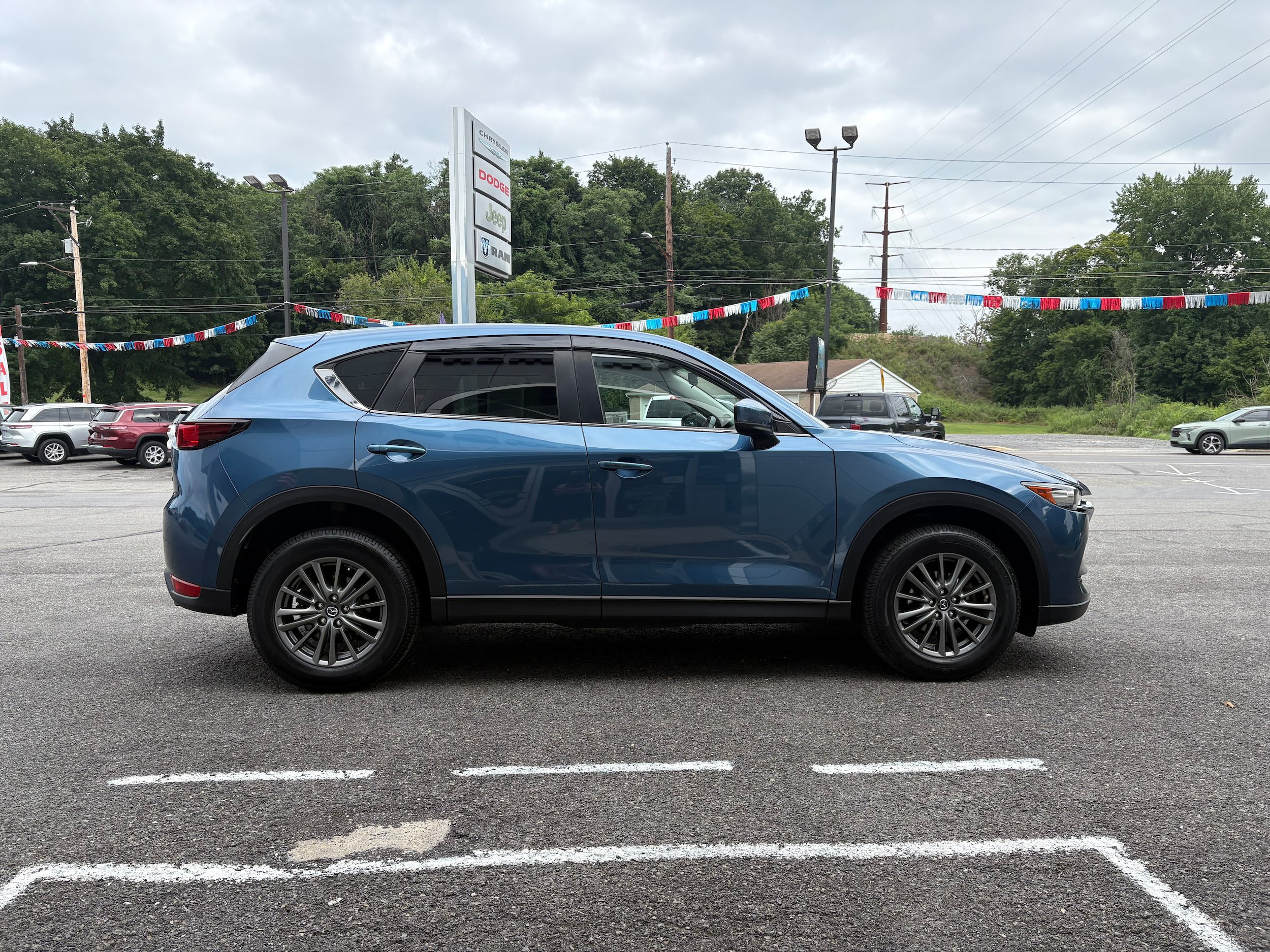 Used 2017 MAZDA CX-5 Touring AWD/4WD image 6