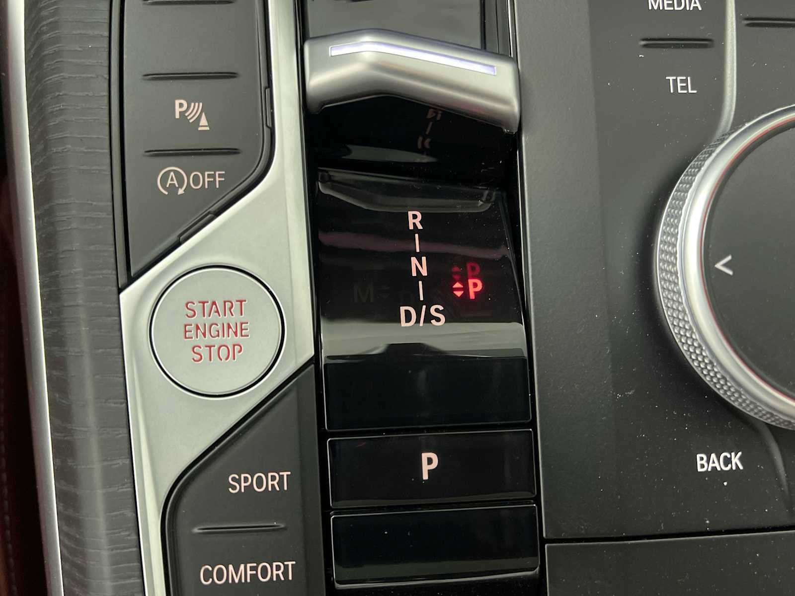 Used 2025 BMW 330i xDrive Sedan w/ Premium Package image 16