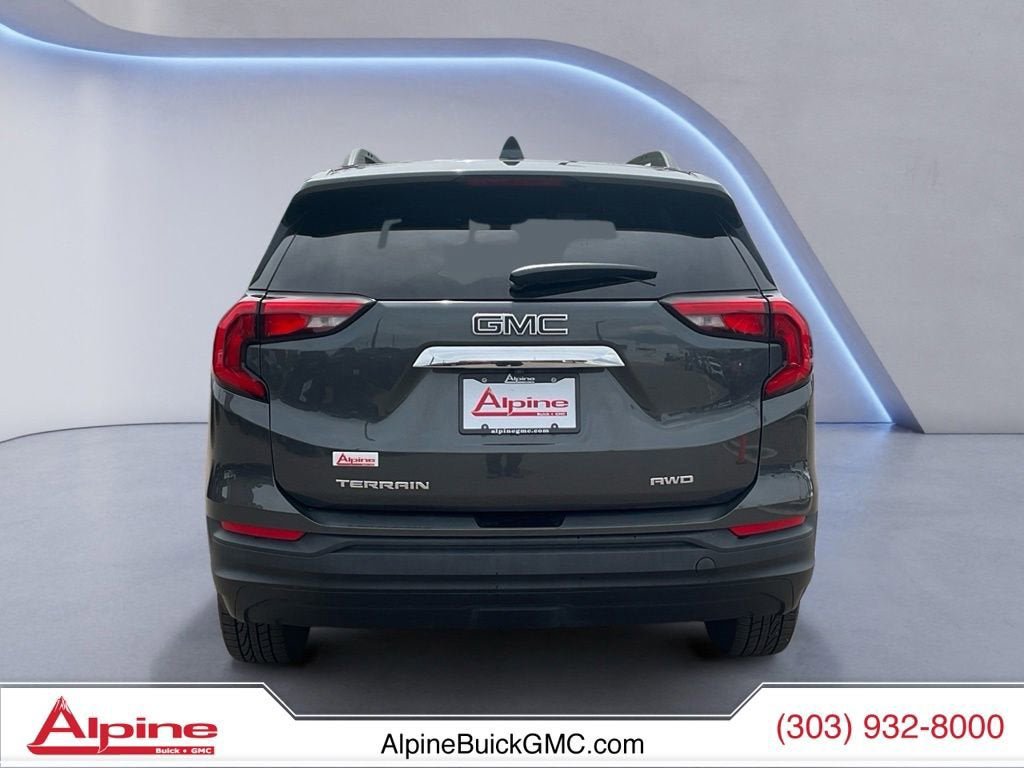 Used 2020 GMC Terrain SLE w/ Driver Convenience Package AWD/4WD image 4