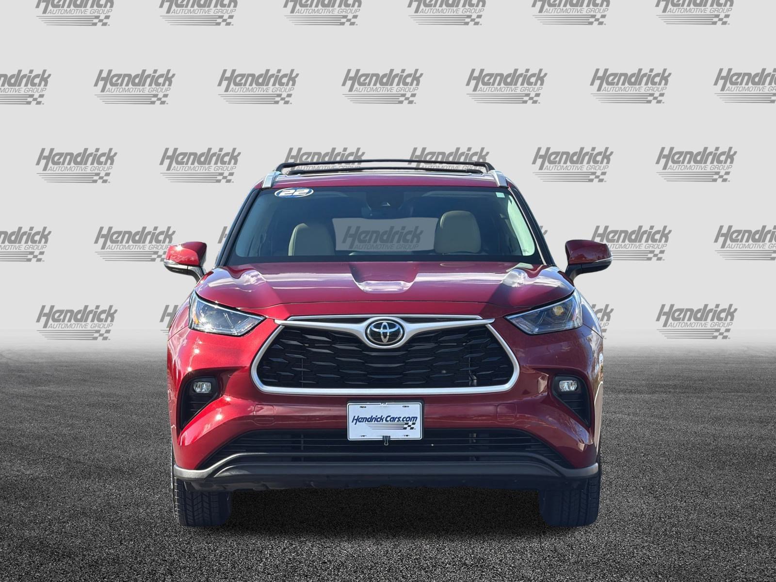 Used 2022 Toyota Highlander XLE image 10