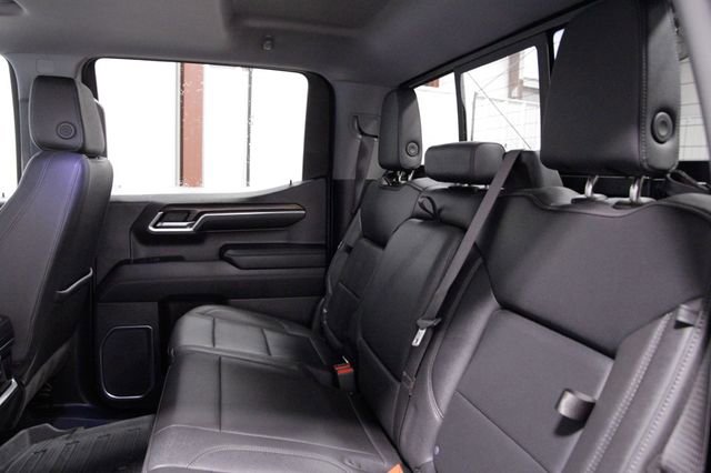 Used 2023 GMC Sierra 1500 SLT w/ SLT Premium Package image 17