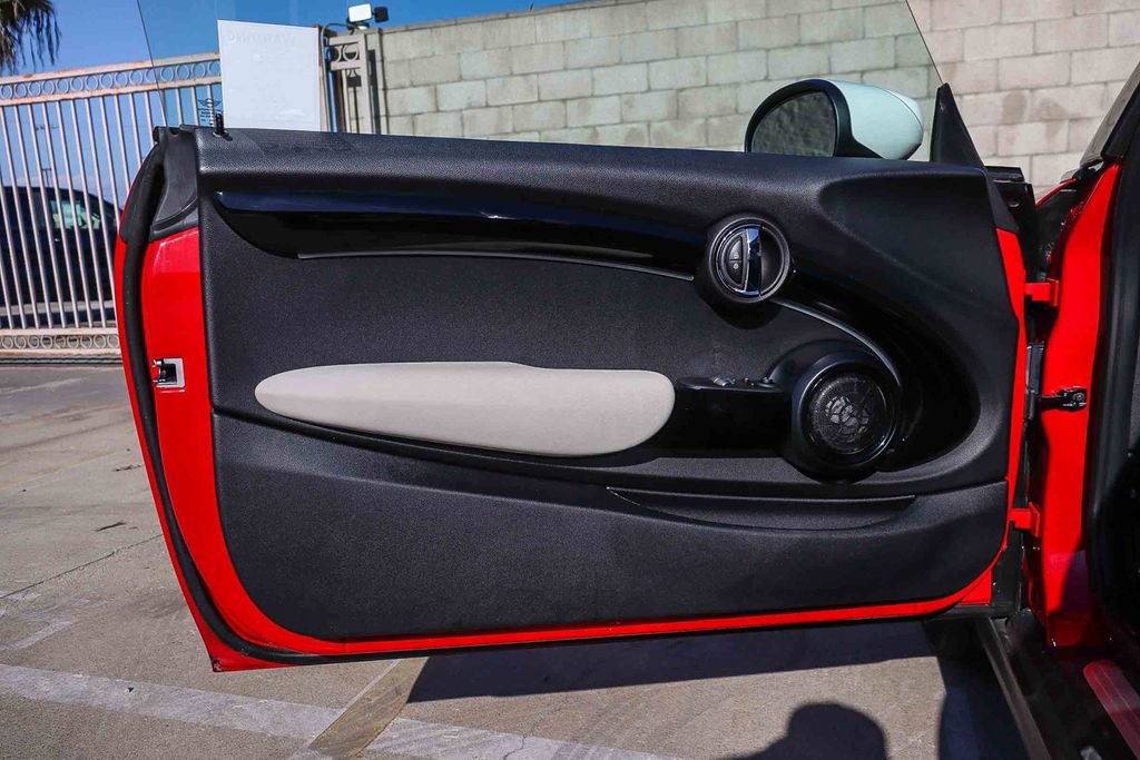 Used 2024 MINI Cooper SE image 26