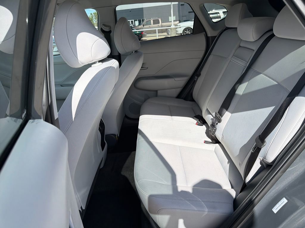 Used 2025 Hyundai Kona SEL image 27