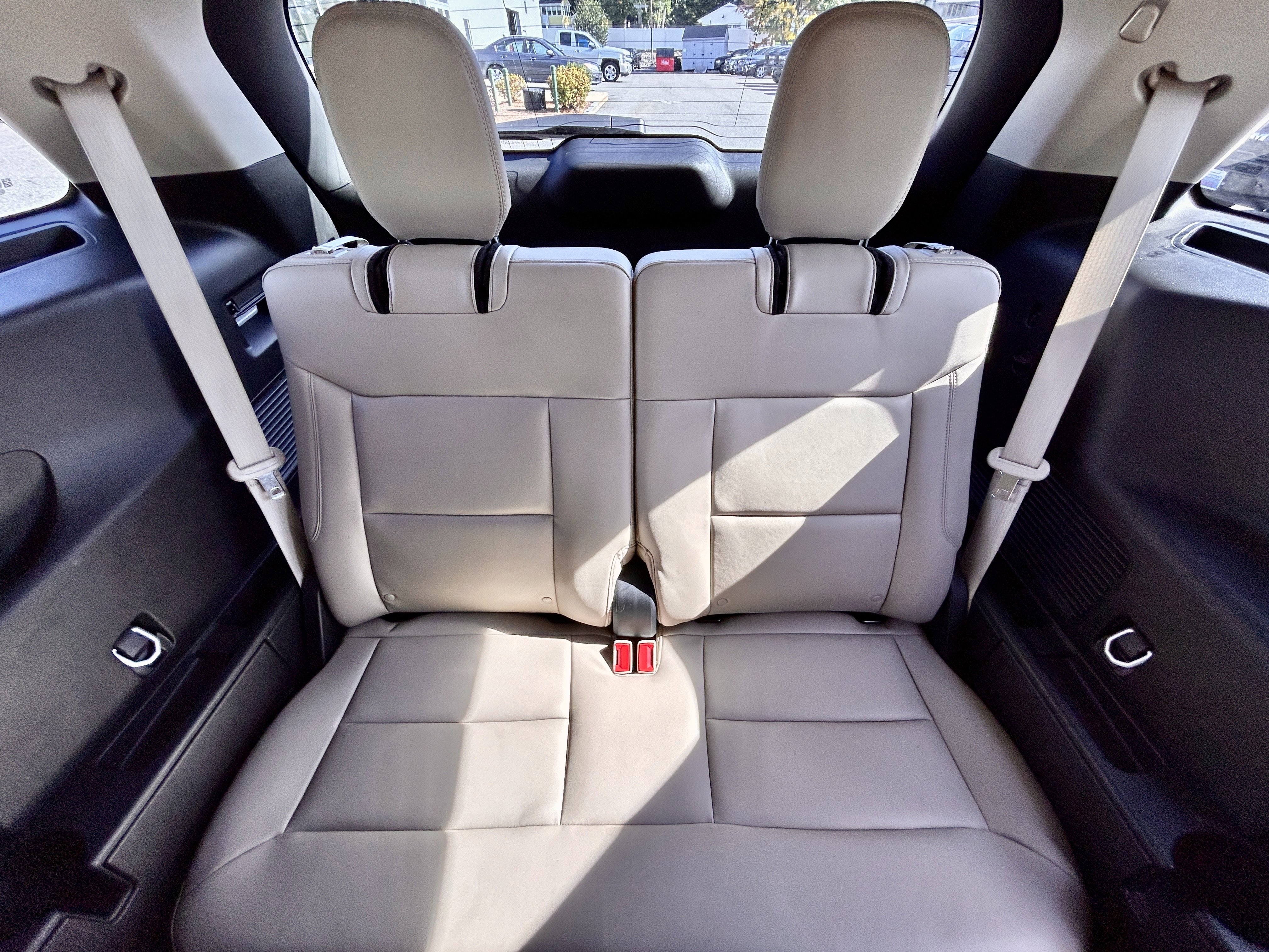 Used 2023 Ford Explorer XLT w/ Equipment Group 202A image 39