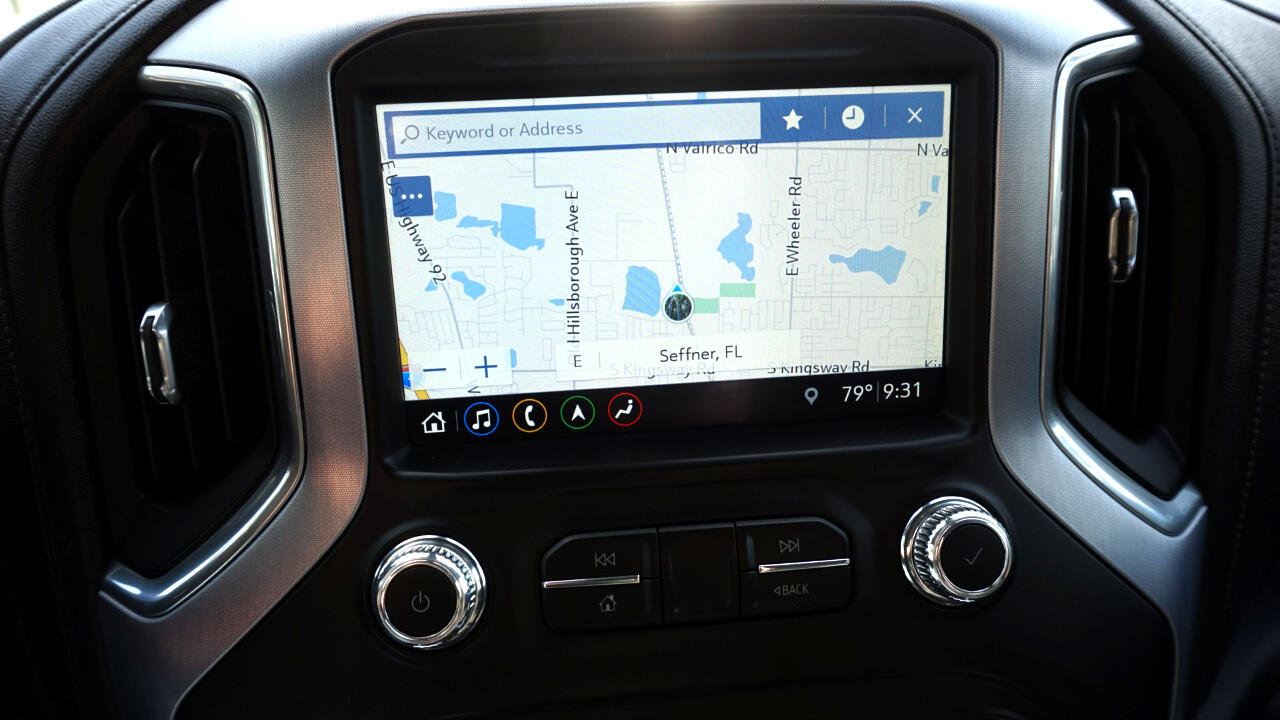 Used 2019 GMC Sierra 1500 SLT image 24