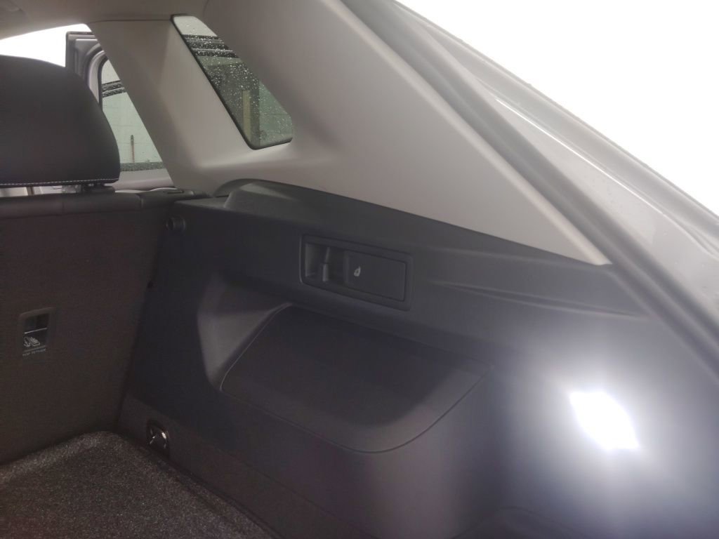 New 2026 Volkswagen Tiguan SE AWD/4WD image 20