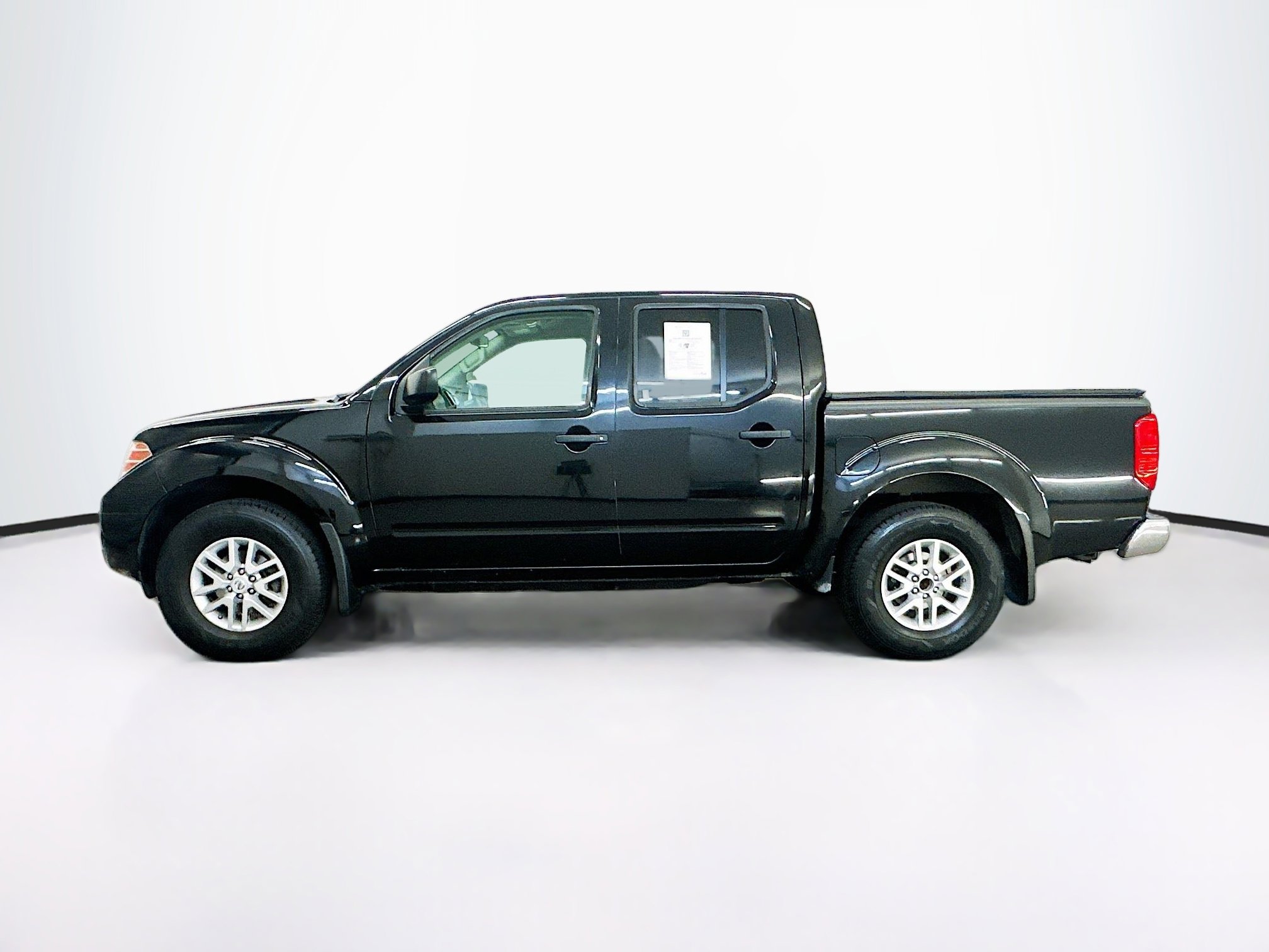 Used 2018 Nissan Frontier SV AWD/4WD image 4
