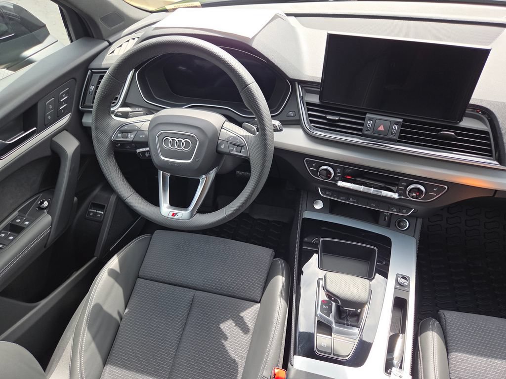 Certified 2024 Audi Q5 e Premium Plus AWD/4WD image 31