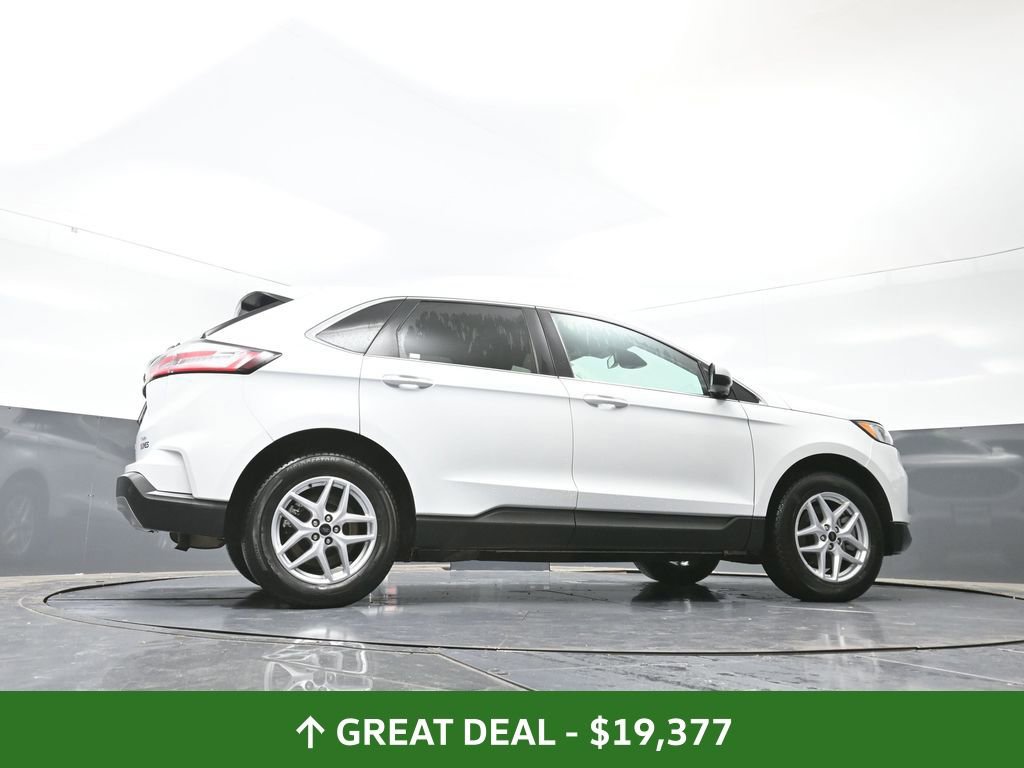 Used 2023 Ford Edge SEL image 52
