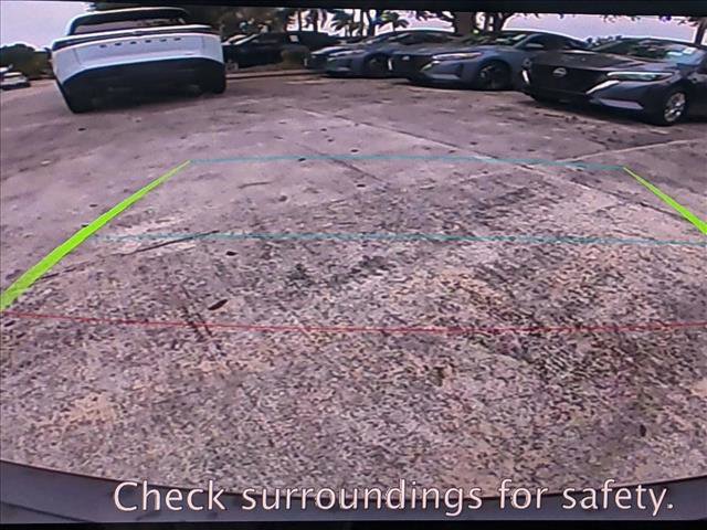 Used 2025 Nissan Murano SV image 12