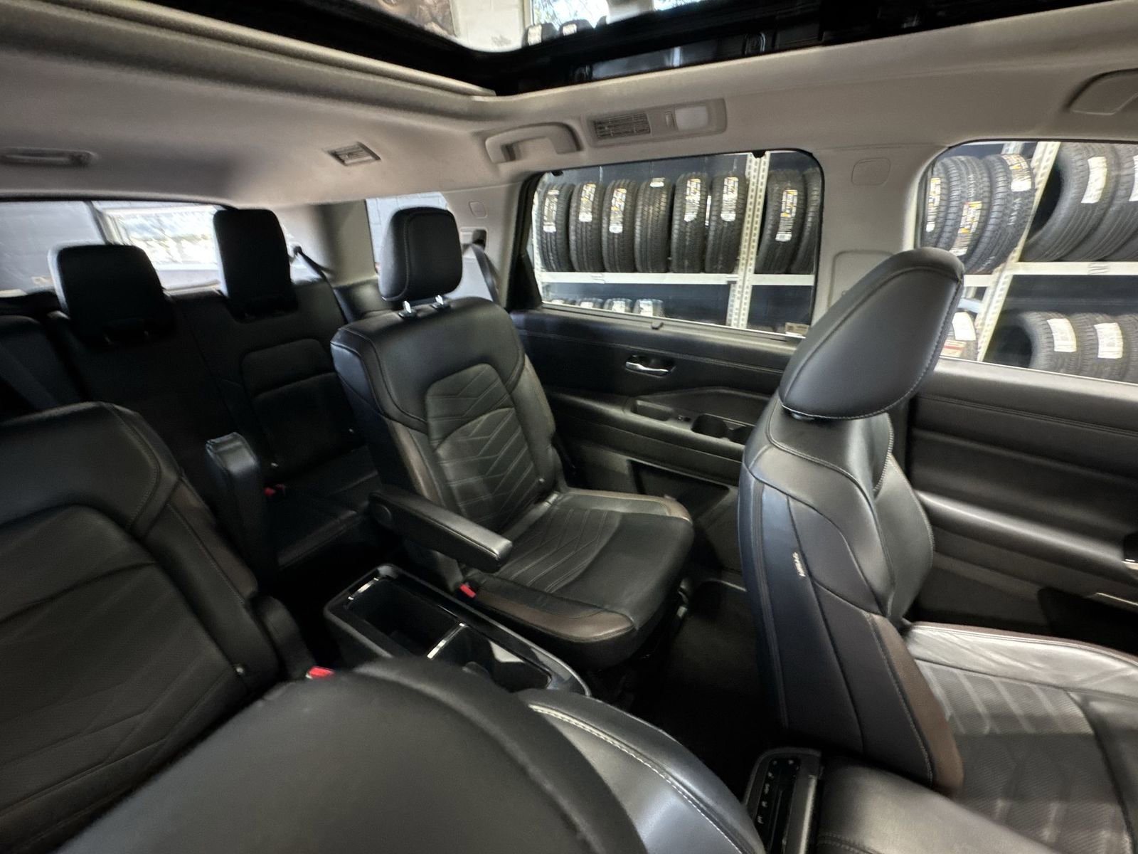 Certified 2024 Nissan Pathfinder Platinum image 7