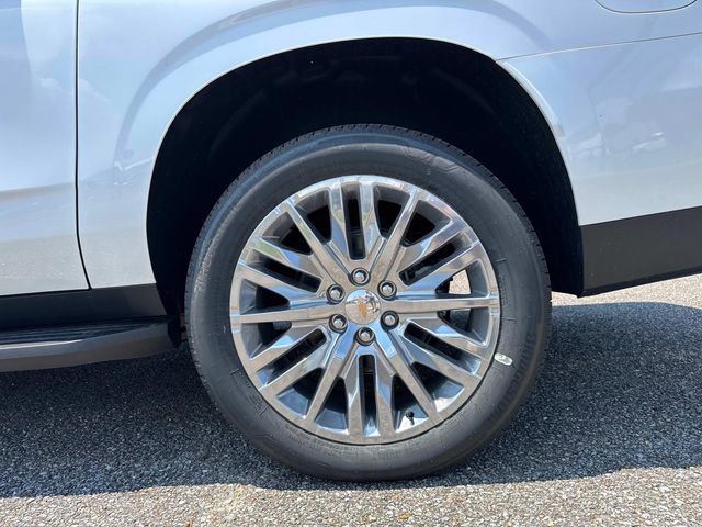 New 2025 Chevrolet Suburban Premier w/ Sun And Tow Package image 17