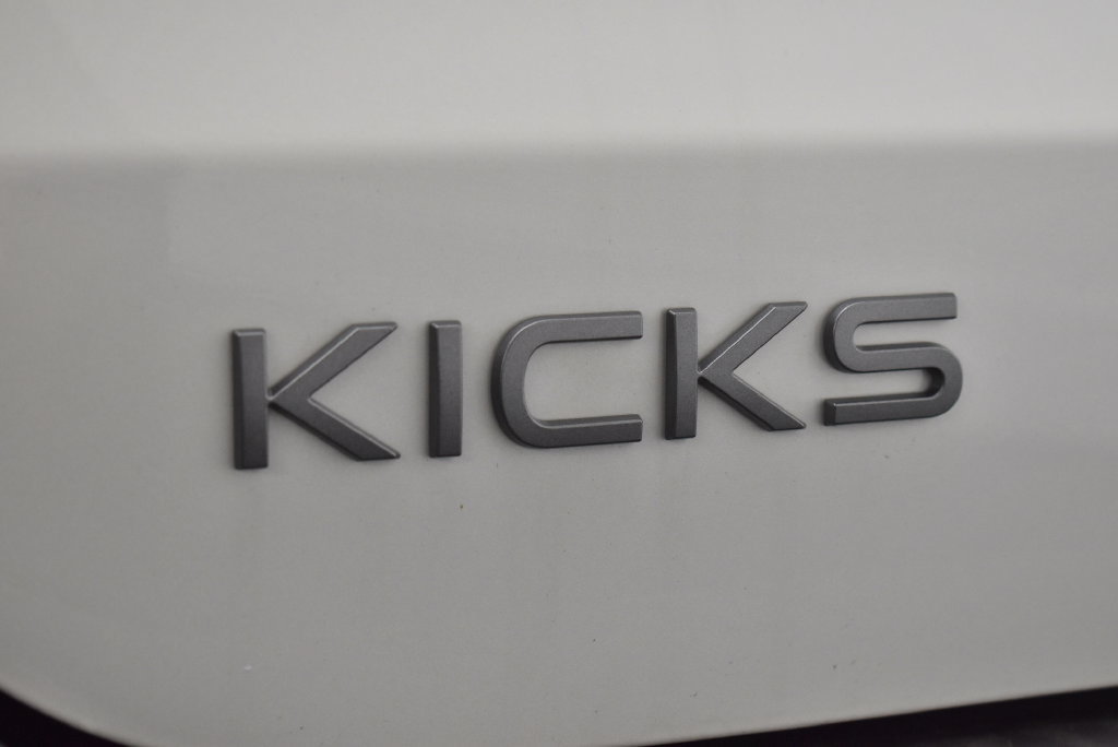 New 2026 Nissan Kicks SV w/ SV Premium Package AWD/4WD image 9