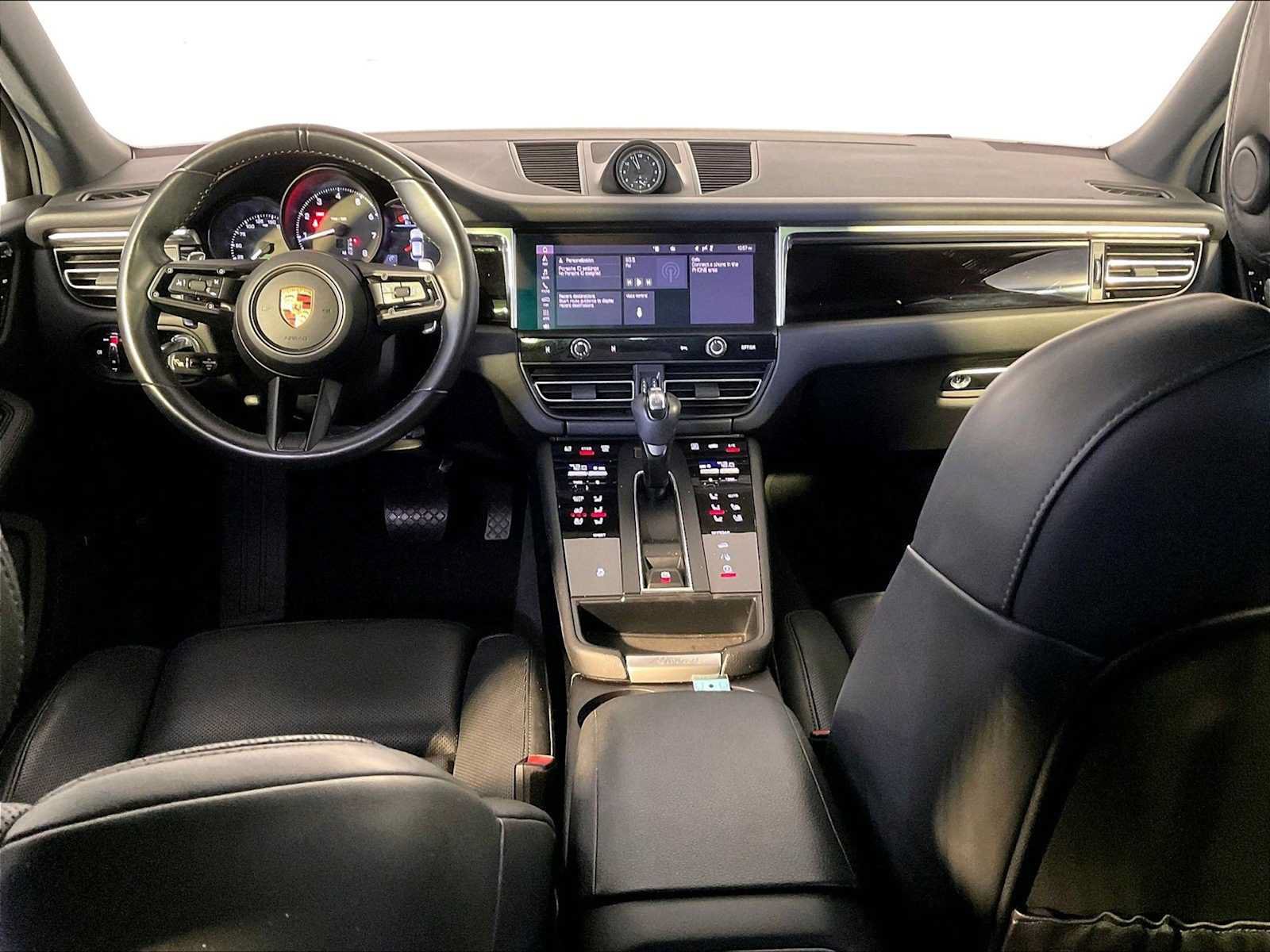 Certified 2024 Porsche Macan AWD/4WD image 14