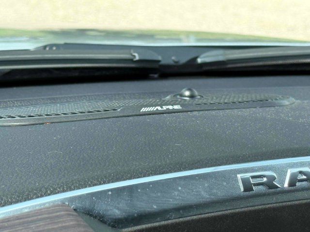 Used 2026 RAM 1500 Laramie AWD/4WD image 33